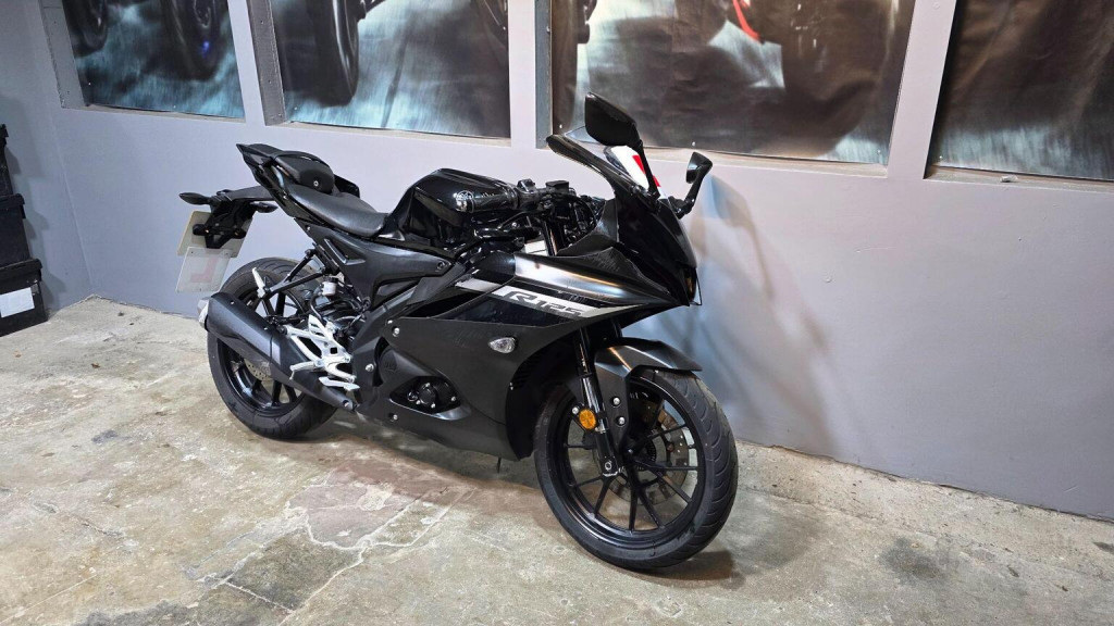 YAMAHA R125