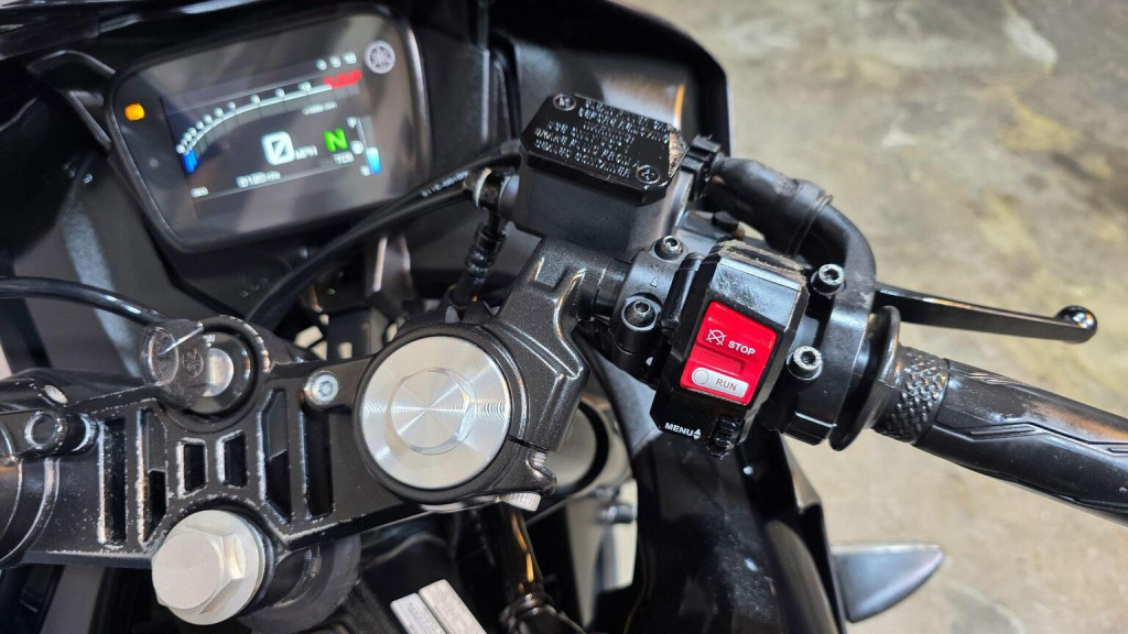 YAMAHA R125