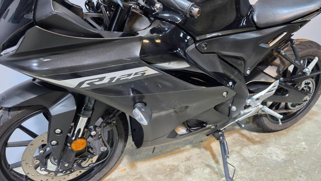 YAMAHA R125