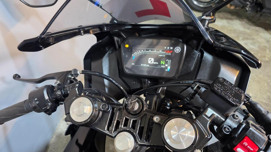 YAMAHA R125