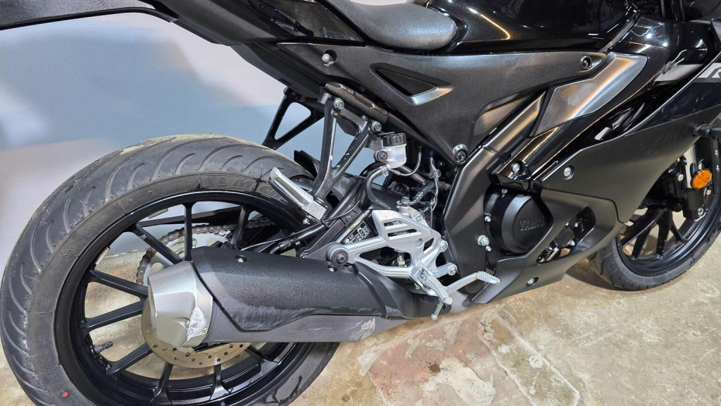 YAMAHA R125