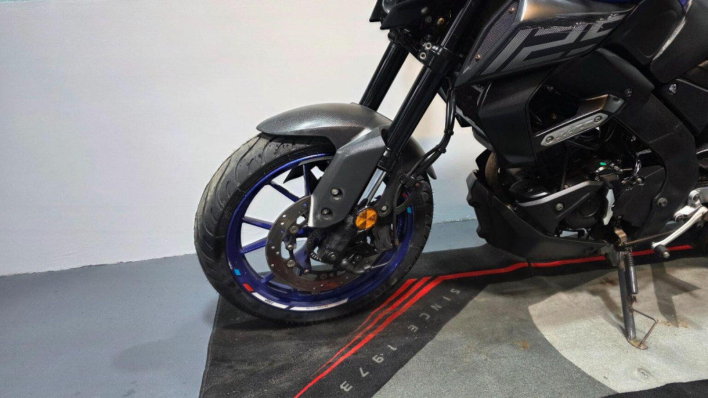YAMAHA MT-125
