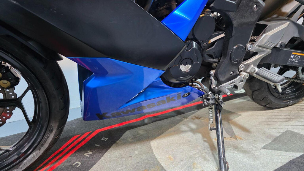 KAWASAKI Ninja 125
