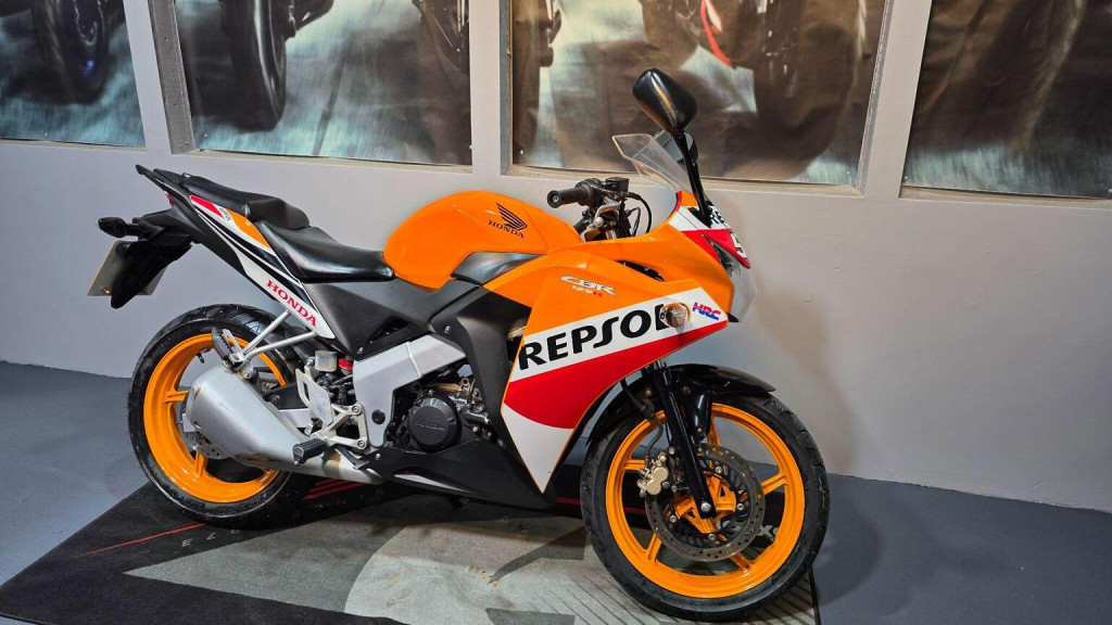 HONDA CBR125R