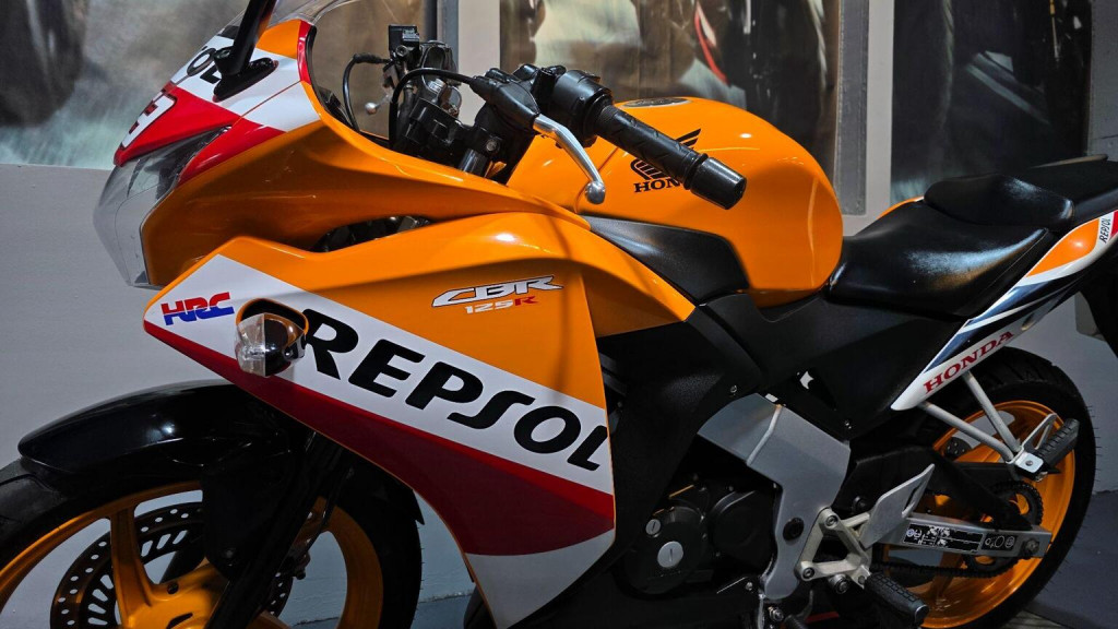 HONDA CBR125R