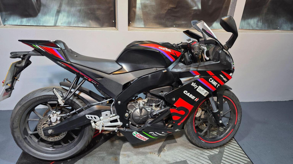 APRILIA RS 125