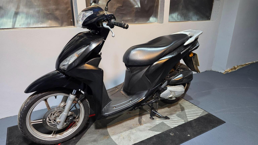 HONDA VISION 110
