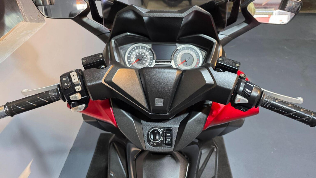 HONDA FORZA 125