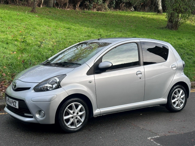 TOYOTA AYGO