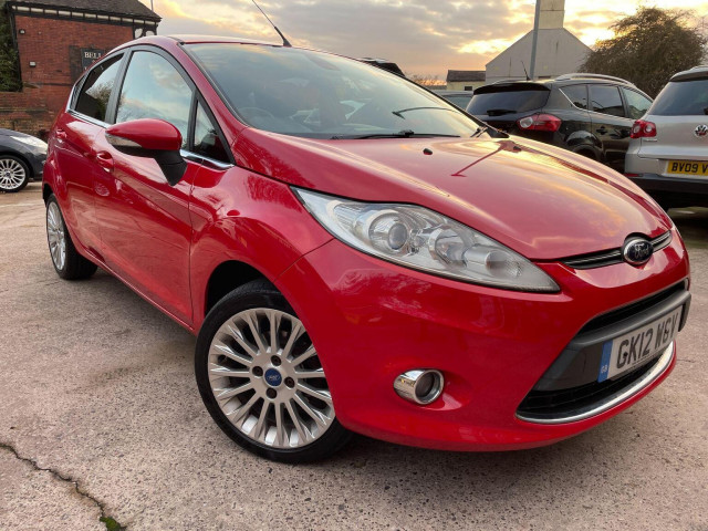 FORD FIESTA 1.4 Titanium 5dr