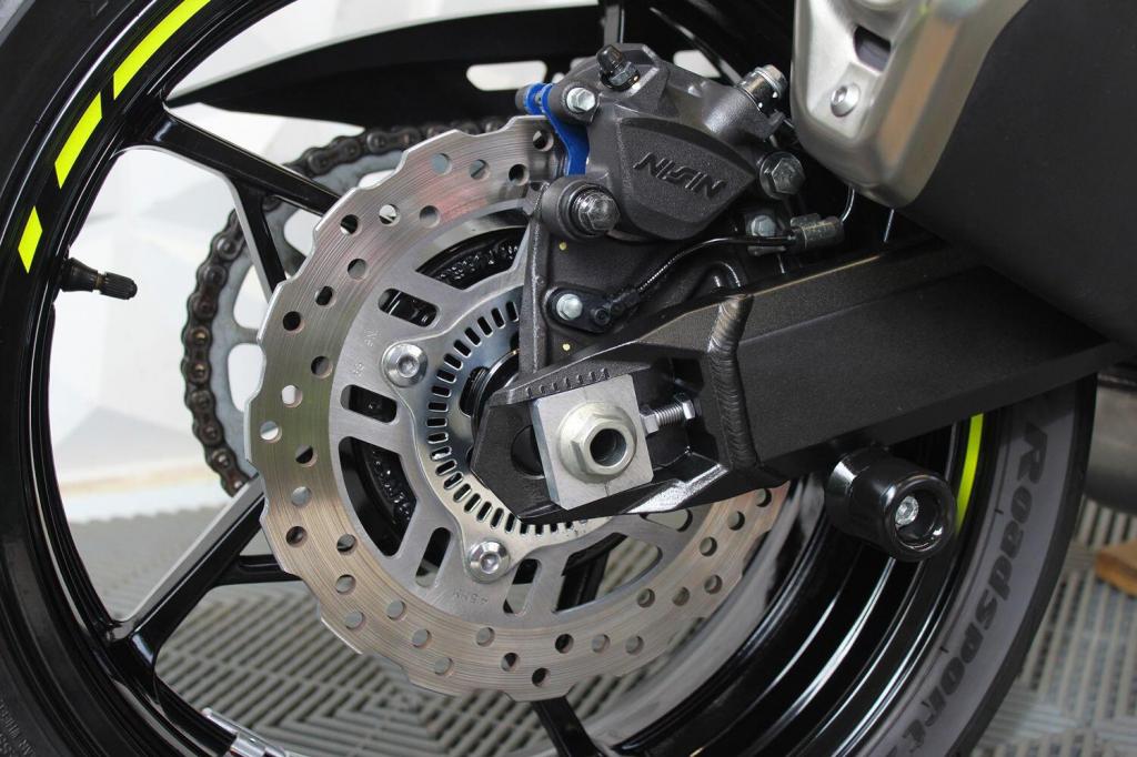 KAWASAKI Z900