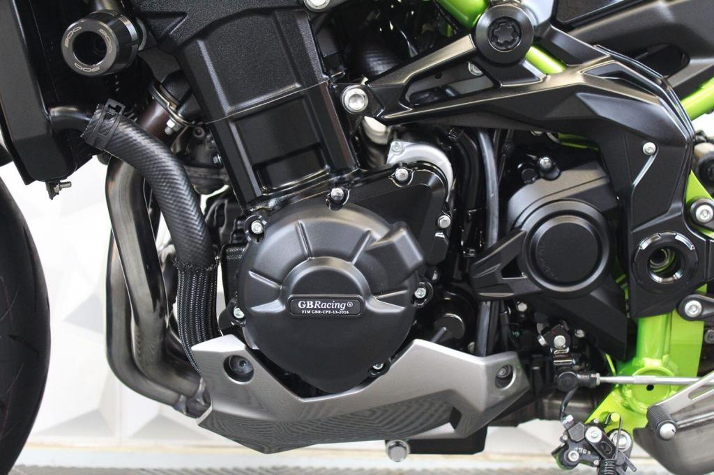 KAWASAKI Z900