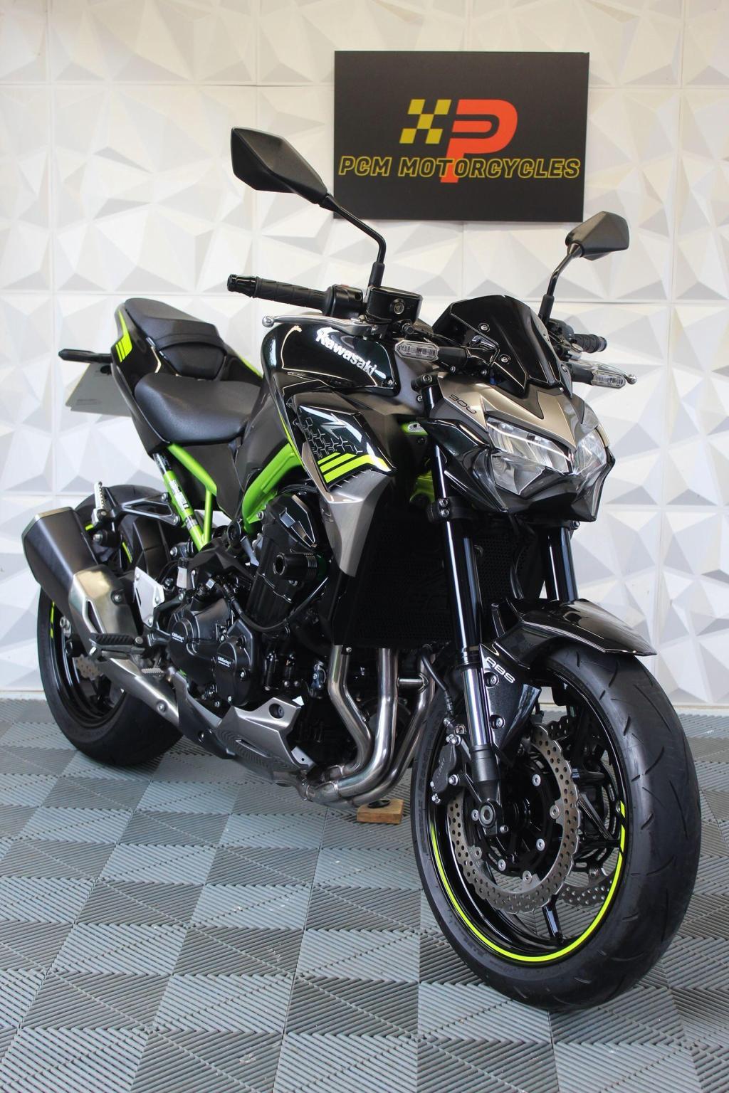 KAWASAKI Z900