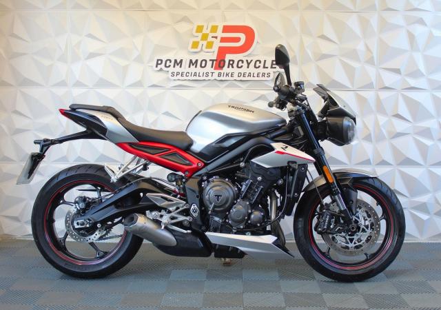 TRIUMPH STREET TRIPLE 765