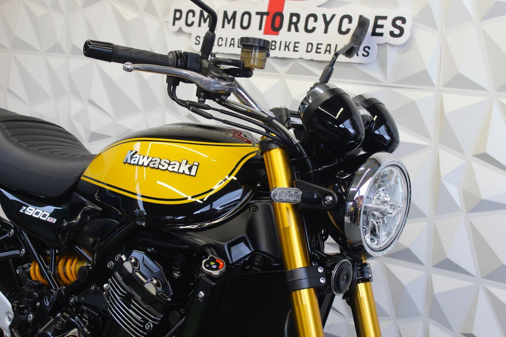 KAWASAKI Z900
