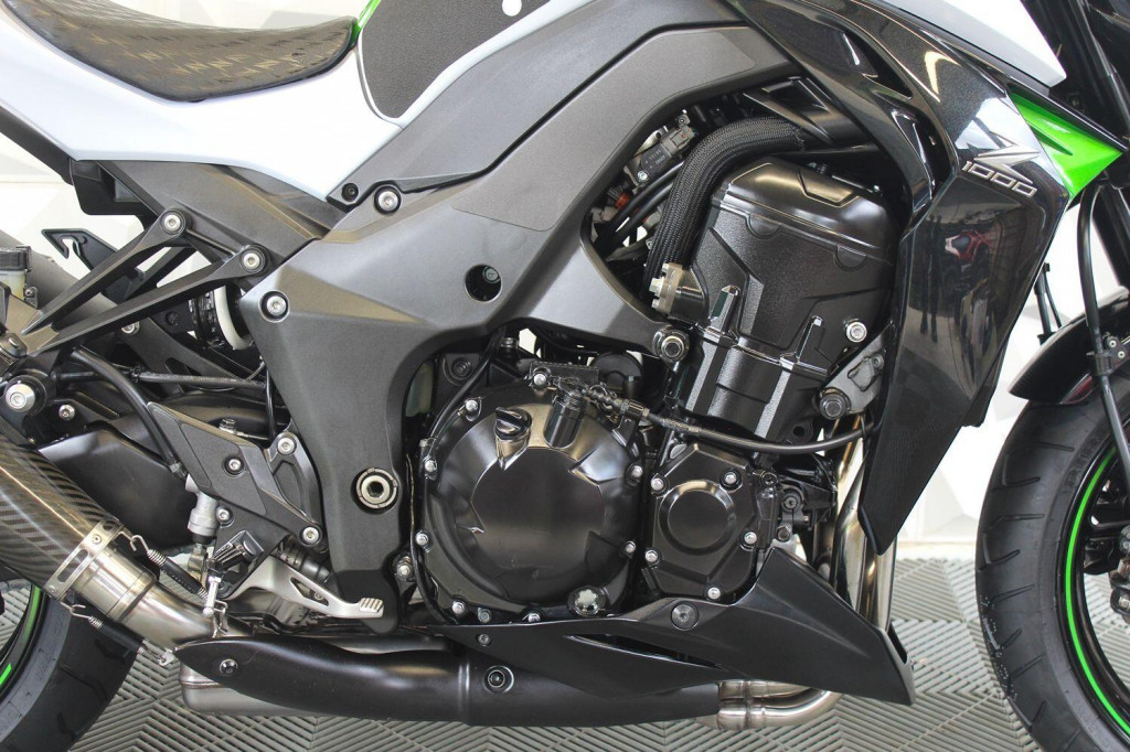 KAWASAKI Z1000
