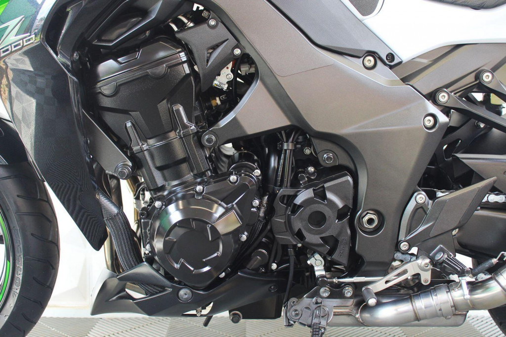 KAWASAKI Z1000