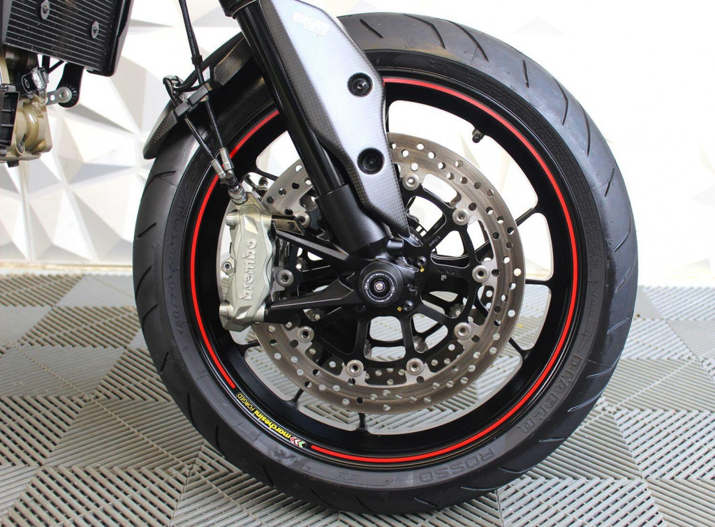 DUCATI Hypermotard