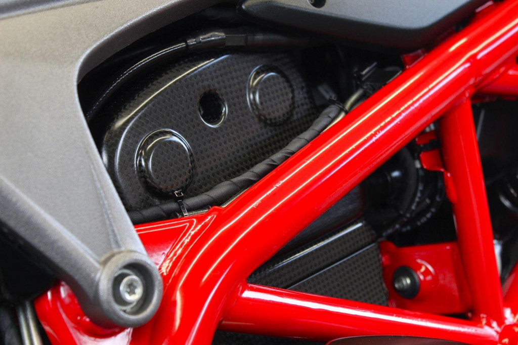 DUCATI Hypermotard
