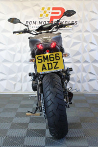 YAMAHA MT-09