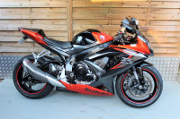 SUZUKI GSXR750