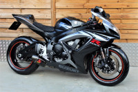 SUZUKI GSXR750