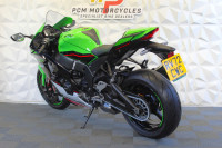 KAWASAKI NINJA ZX-10R