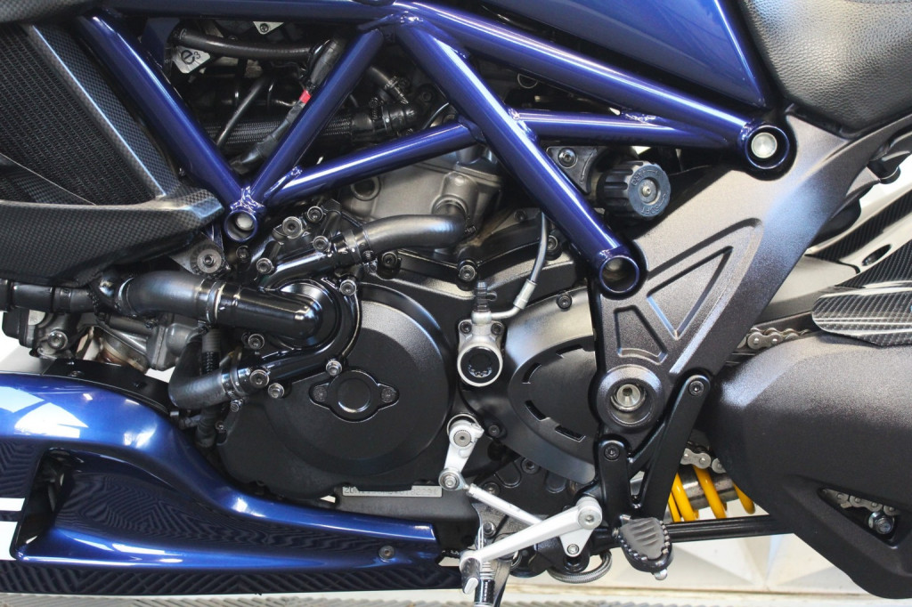 DUCATI DIAVEL