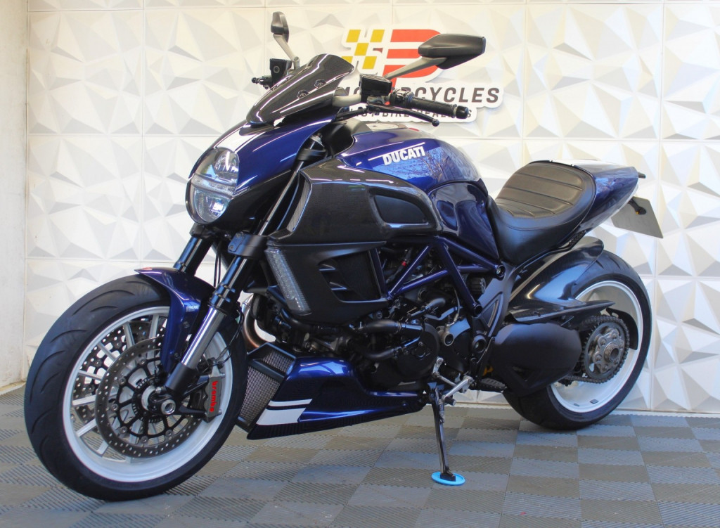 DUCATI DIAVEL