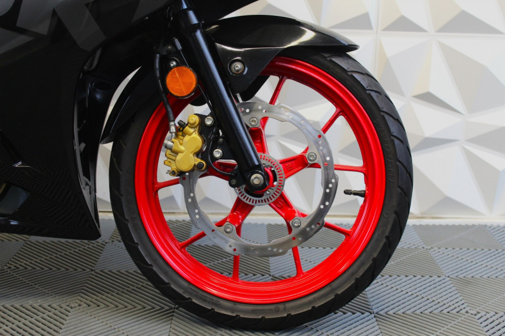 SUZUKI GSXR125