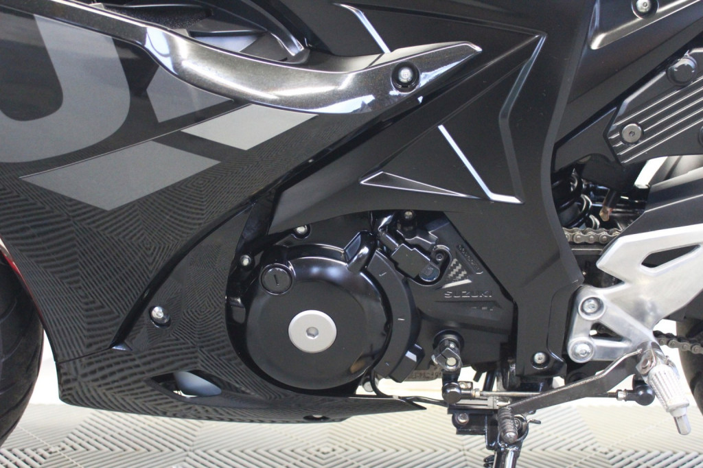 SUZUKI GSXR125