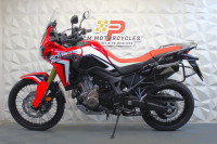 HONDA CRF1000L Africa Twin