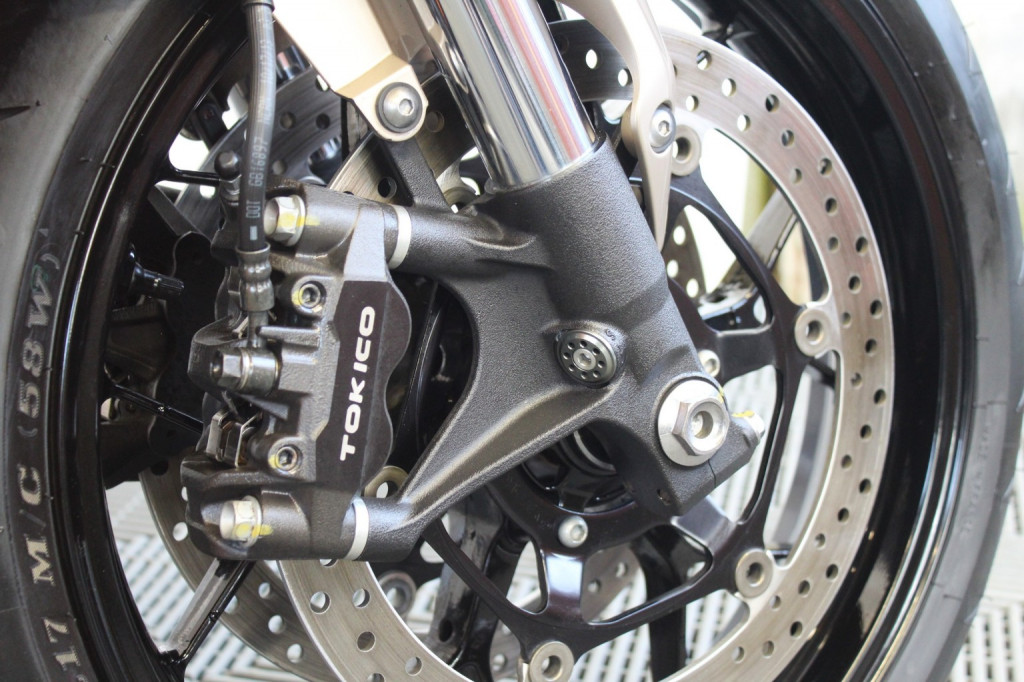 HONDA CBR1000RR Fireblade