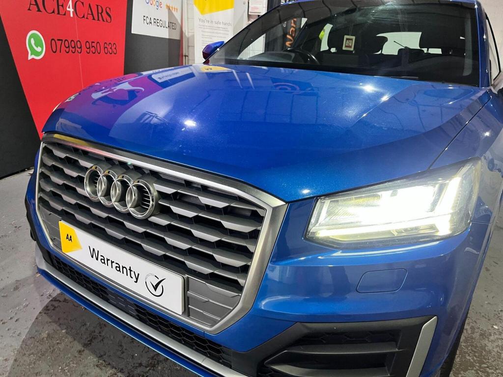 AUDI Q2