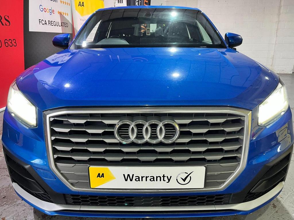 AUDI Q2