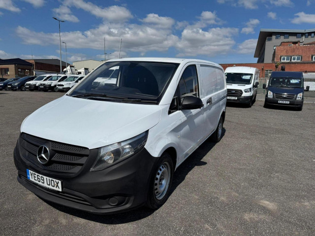 MERCEDES-BENZ VITO
