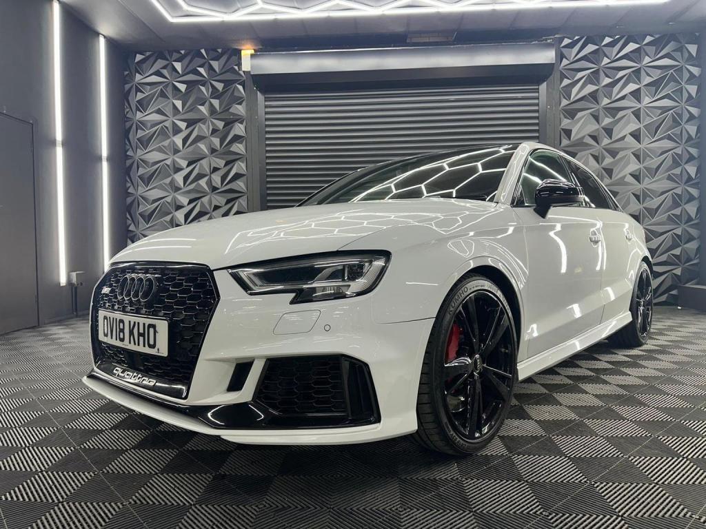 AUDI RS3