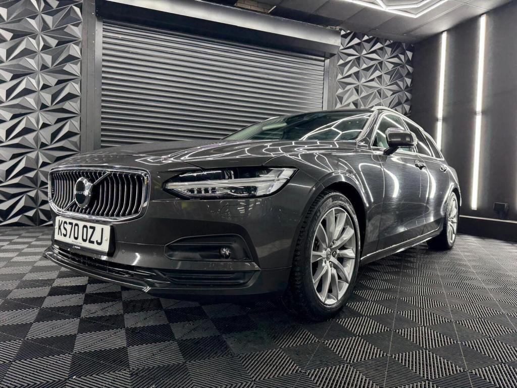 VOLVO V90
