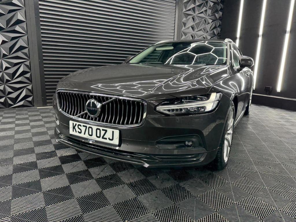 VOLVO V90