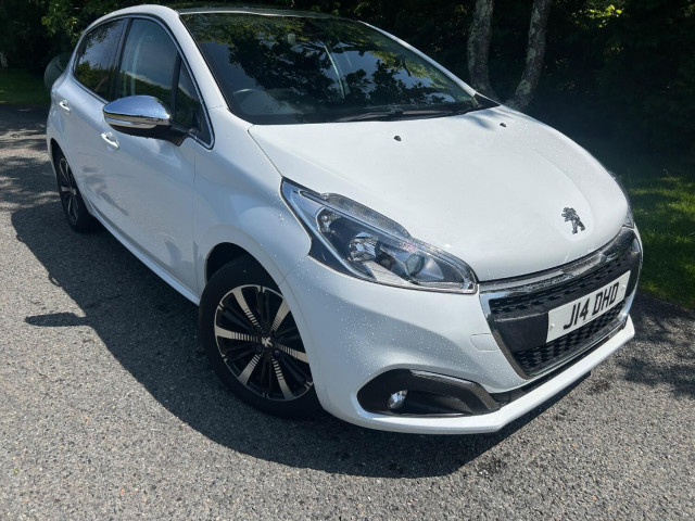 PEUGEOT 208 1.2 PureTech Allure Premium
