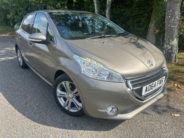 PEUGEOT 208 1.2 VTi PureTech Allure
