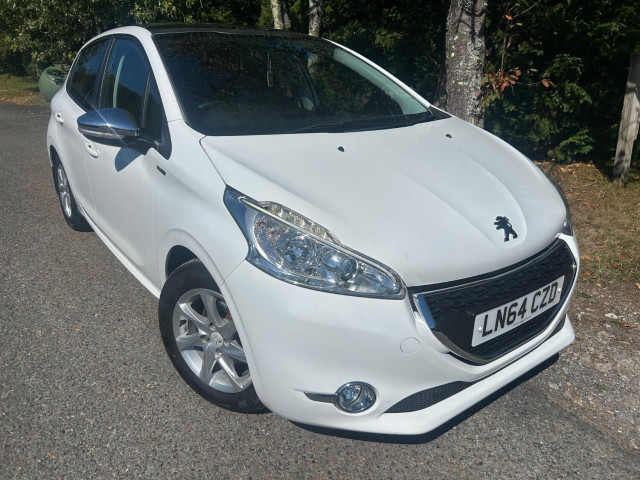 PEUGEOT 208 1.2 VTi Style