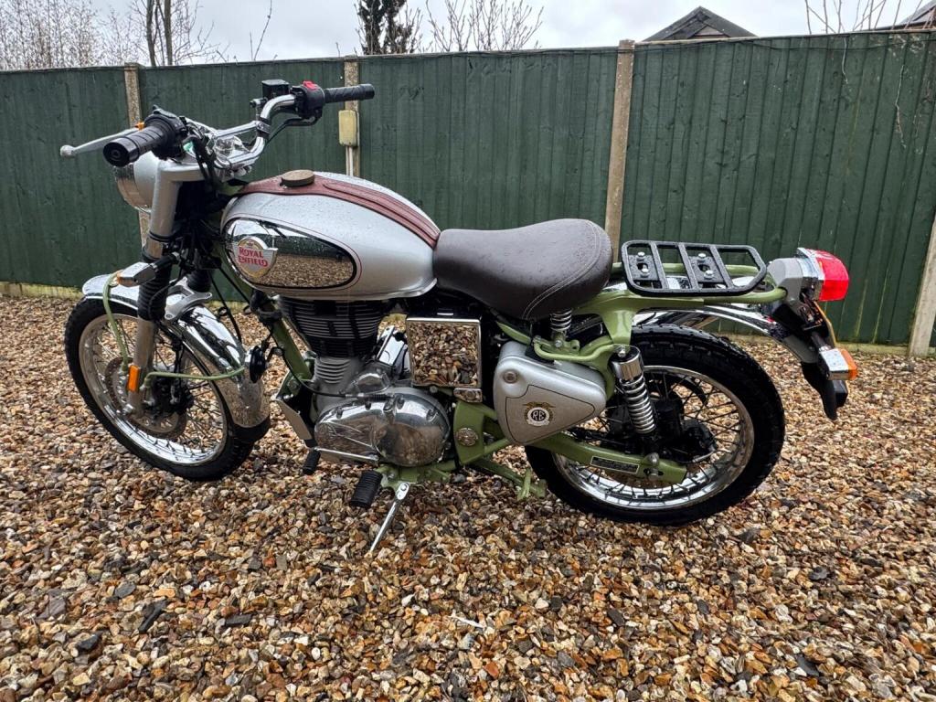 ROYAL ENFIELD BULLET