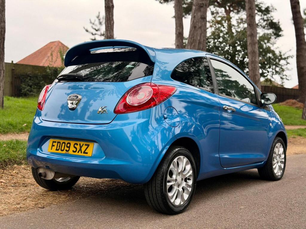FORD KA