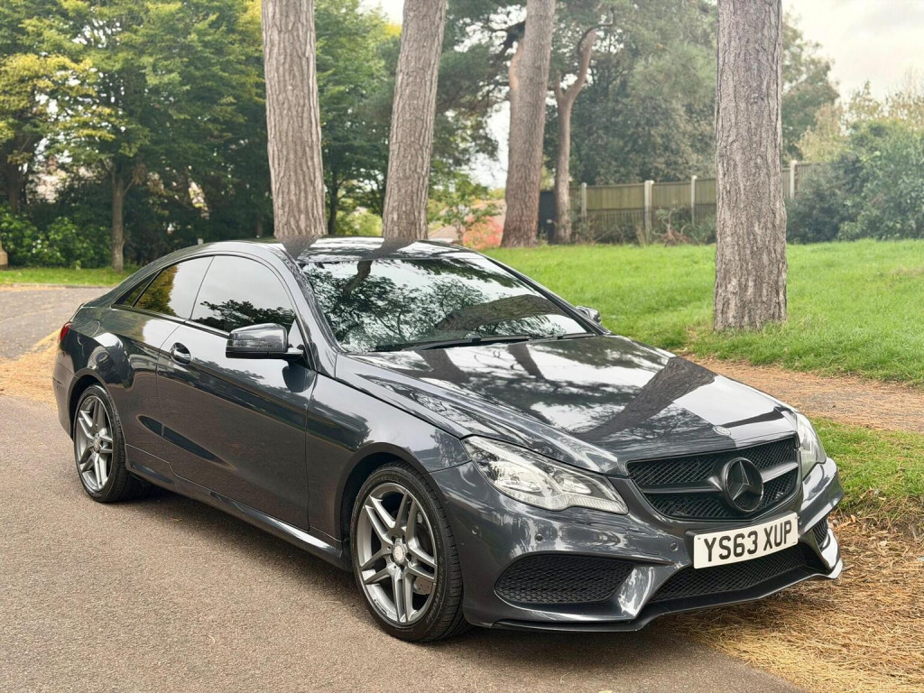 MERCEDES-BENZ E CLASS