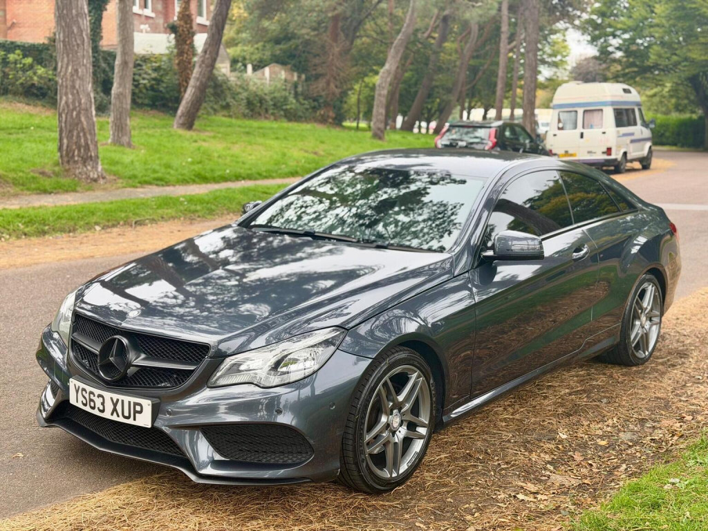 MERCEDES-BENZ E CLASS