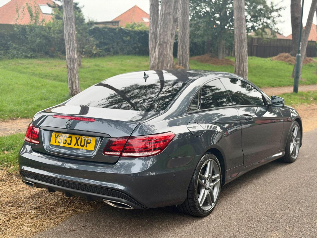 MERCEDES-BENZ E CLASS