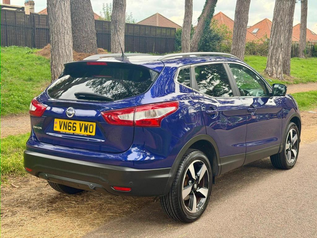 NISSAN QASHQAI