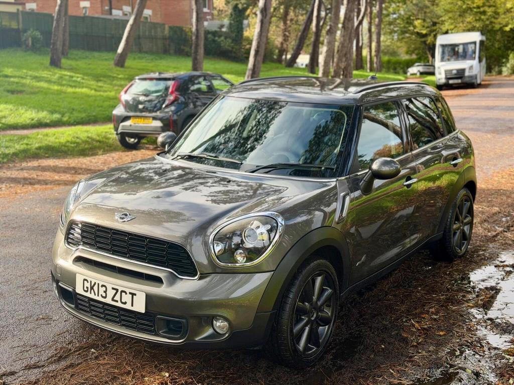 MINI COUNTRYMAN