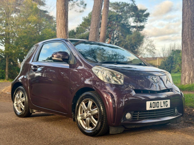 TOYOTA IQ